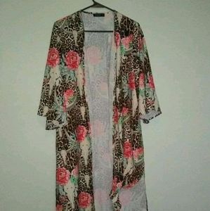 Cheetah print and skull head duster